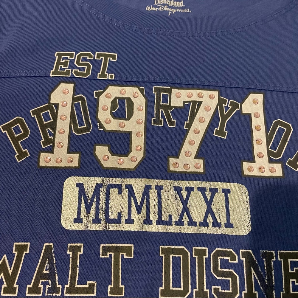 Disneyland bling resort tee-medium NWT - Picture 2 of 7